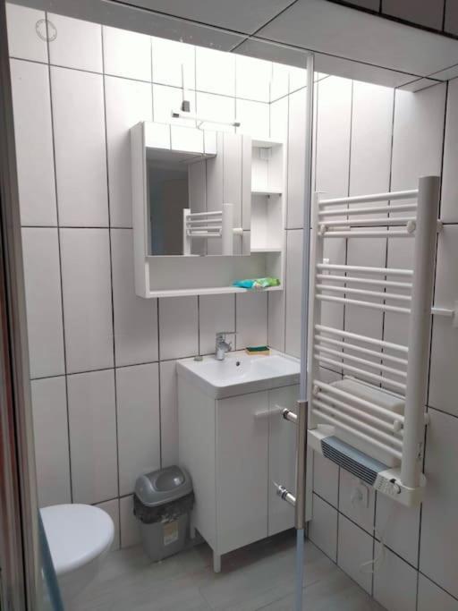 Maison Independante 35M² Classee Proche D'Ylium. Олон-сюр-Мер Экстерьер фото